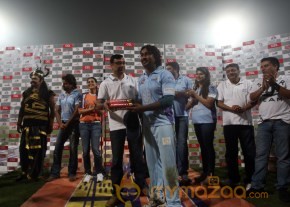 CCL 4 Veer Marathi Vs Bhojpuri Dabanggs Match Photos photo 38