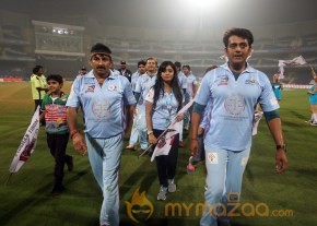 CCL 4 Veer Marathi Vs Bhojpuri Dabanggs Match Photos photo 87