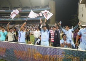 CCL 4 Veer Marathi Vs Bhojpuri Dabanggs Match Photos photo 42