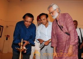 Celebrities At Painting Exbhition Photos photo 13