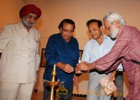 Celebrities At Painting Exbhition Photos photo 2
