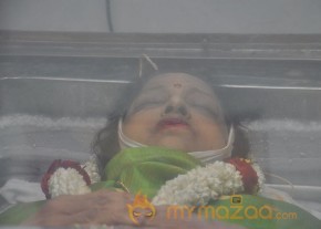 Celebrities Pay Last Respects to Actress Jyothilakshmi  photo 9