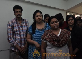 Celebrities Pay Last Respects to Actress Jyothilakshmi  photo 10