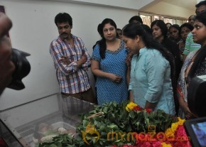 Celebrities Pay Last Respects to Actress Jyothilakshmi  photo 13