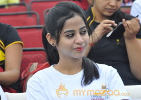 Celebs at 10 K Run Event Photos photo 21