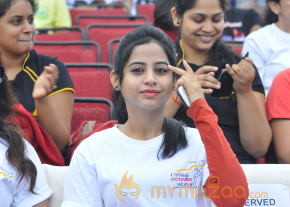 Celebs at 10 K Run Event Photos photo 12