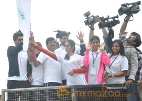 Celebs at 10 K Run Event Photos photo 24