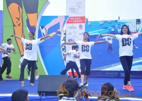 Celebs at 10 K Run Event Photos photo 5