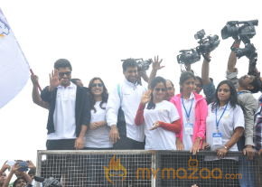 Celebs at 10 K Run Event Photos photo 8