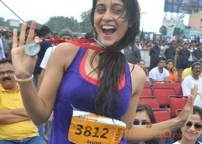 Celebs at 10 K Run Event Photos photo 78