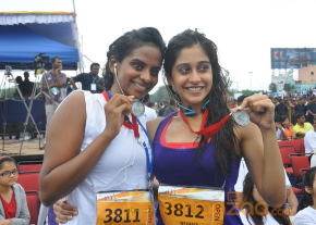 Celebs at 10 K Run Event Photos photo 53