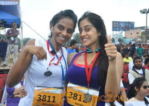 Celebs at 10 K Run Event Photos photo 94