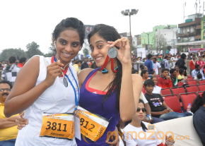 Celebs at 10 K Run Event Photos photo 9