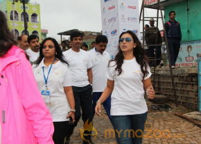 Celebs at 10 K Run Event Photos photo 99