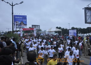 Celebs at 10 K Run Event Photos photo 17