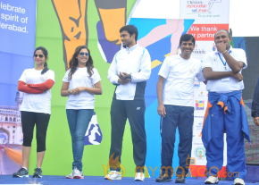 Celebs at 10 K Run Event Photos photo 18
