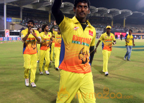 Chennai Rhinos Vs Bengal Tigers CCL 3 Match Gallery  photo 74