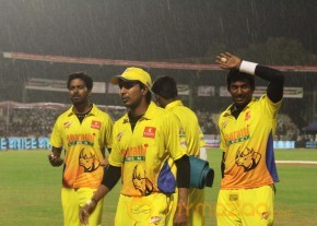 Chennai Rhinos Vs Karnataka Bulldozers CCL 3 Match Gallery 