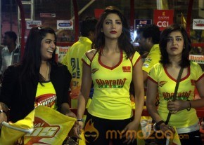 Chennai Rhinos Vs Karnataka Bulldozers CCL 3 Match Gallery  photo 20