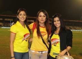 Chennai Rhinos Vs Karnataka Bulldozers CCL 3 Match Gallery  photo 8