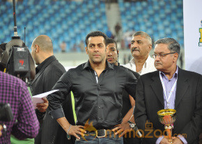 Chennai Rhinos Vs Mumbai Heroes CCL 3 Match Gallery photo 9