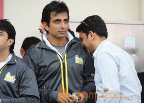 Chennai Rhinos Vs Mumbai Heroes CCL 3 Match Gallery photo 85