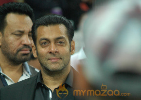 Chennai Rhinos Vs Mumbai Heroes CCL 3 Match Gallery photo 11