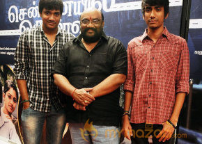 Chennaiyil Oru Naal Premiere Show Photo Gallery 