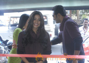 Creciva 'A Beautiful Lady' Store Launch  photo 12