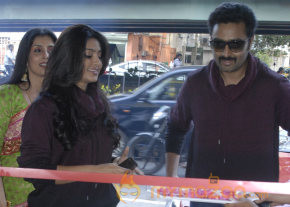 Creciva 'A Beautiful Lady' Store Launch  photo 11