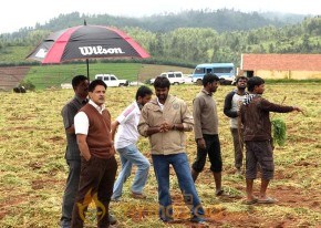 Deiva Thirumagan Movie Working Stills photo 8