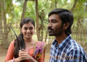 Dhanush Nazriya Nazim in Naiyandi Movie Stills photo 11