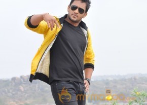 Easy Money Lazy Boys Stills photo 17