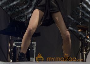 Ellie Goulding Performs at Glastonbury Festival photo 14