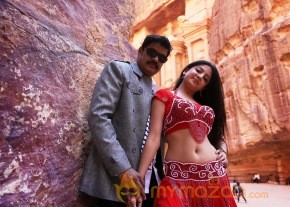 En Vazhi Thani vazhi Movie Latest Stills photo 5