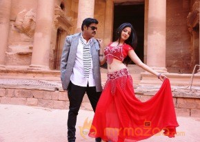 En Vazhi Thani vazhi Movie Latest Stills photo 15