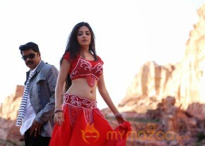 En Vazhi Thani vazhi Movie Latest Stills photo 27