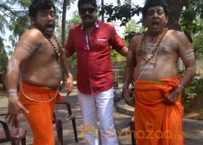 En Vazhi Thani Vazhi Movie New Stills photo 18