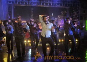 Endrendrum Punnagai Movie New Stills photo 35
