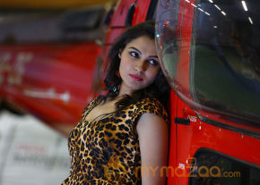 Endrendrum Punnagai Movie Stills photo 12