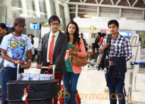 Endrendrum Punnagai Movie Stills photo 19