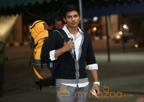 Endrendrum Punnagai Movie Stills photo 5