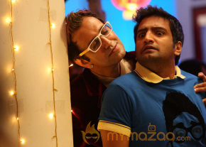 Endrendrum Punnagai Movie Stills photo 20