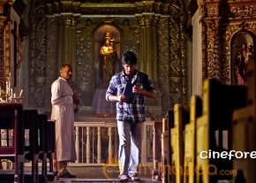 Endrendrum Punnagai Tamil Movie Stills photo 6
