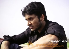 Endrendrum Punnagai Tamil Movie Stills photo 13