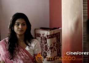 Endrendrum Punnagai Tamil Movie Stills photo 2