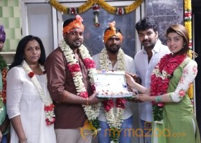 Ennaku Vaaitha Adimaigal Pooja Photos photo 3
