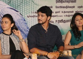 Ennamo Edho Movie Press Meet Photos photo 37
