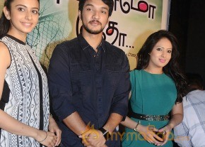 Ennamo Edho Movie Press Meet Photos photo 6
