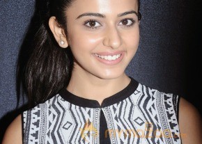 Ennamo Edho Movie Press Meet Photos